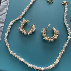 Gold and Pearl Necklace Set